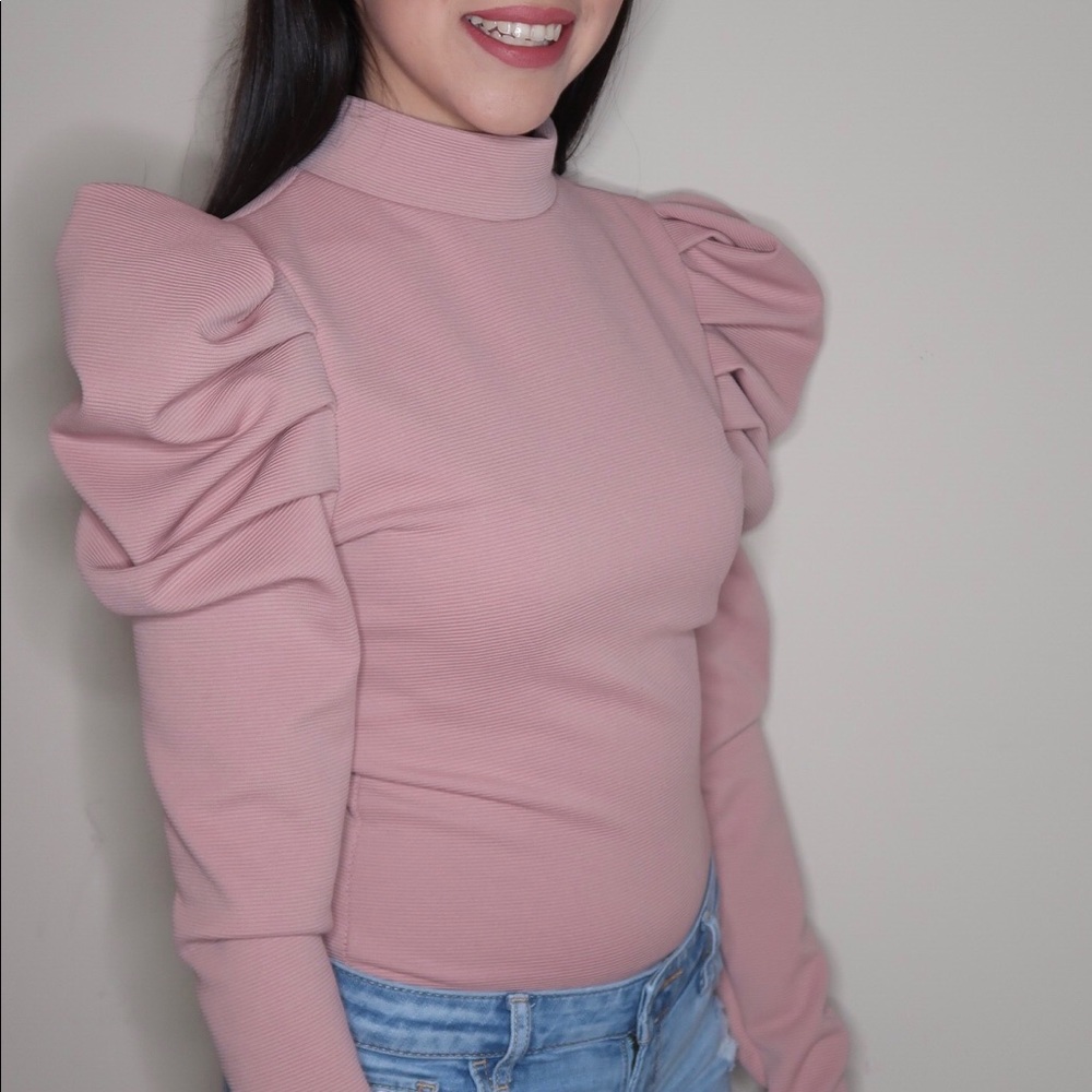 Pink long sleeves bodysuit